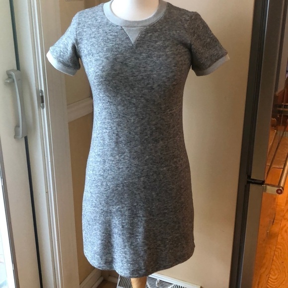 Theory Gray Sweater Dress Size Petite in Like New Condition - Picture 1 of 6